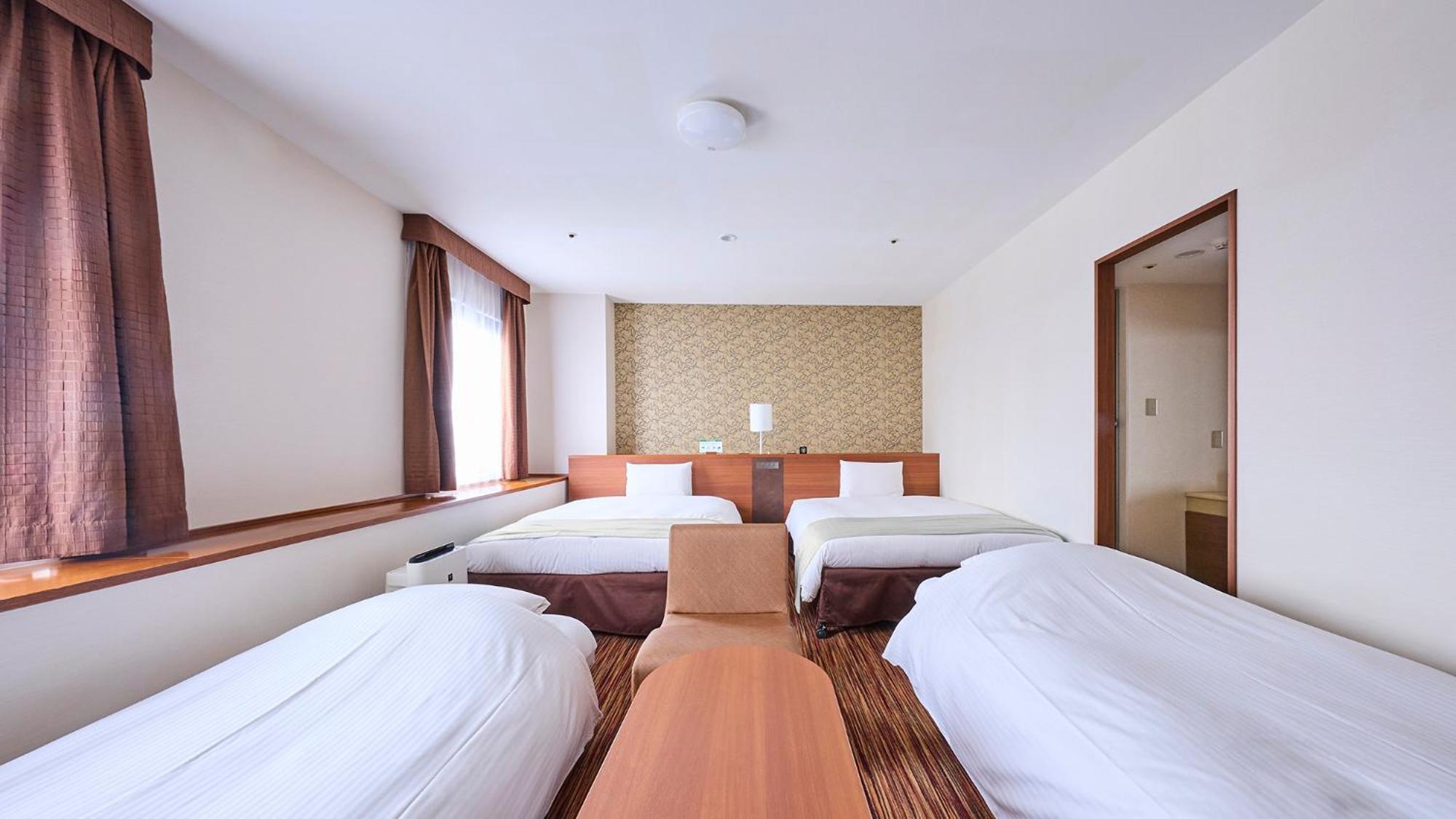 Vessel Inn Yachiyo Katsudai Station Buitenkant foto